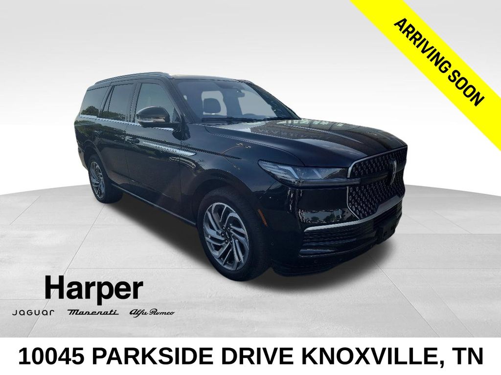 2025 Lincoln Navigator's photo