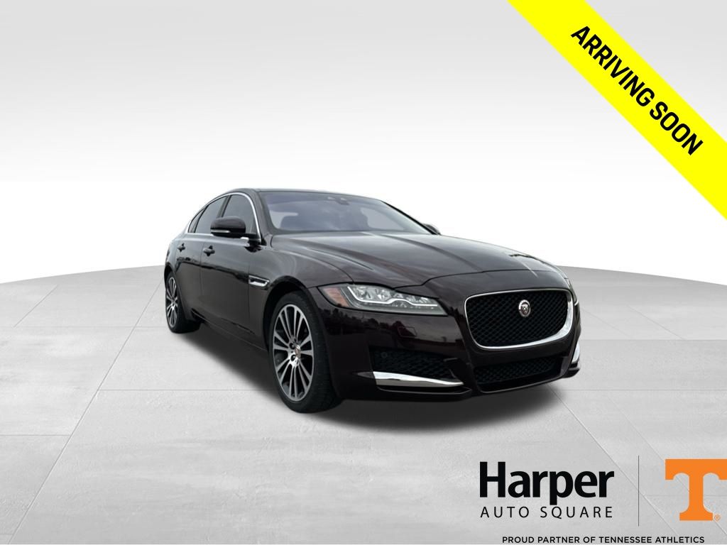 2017 Jaguar XF Prestige