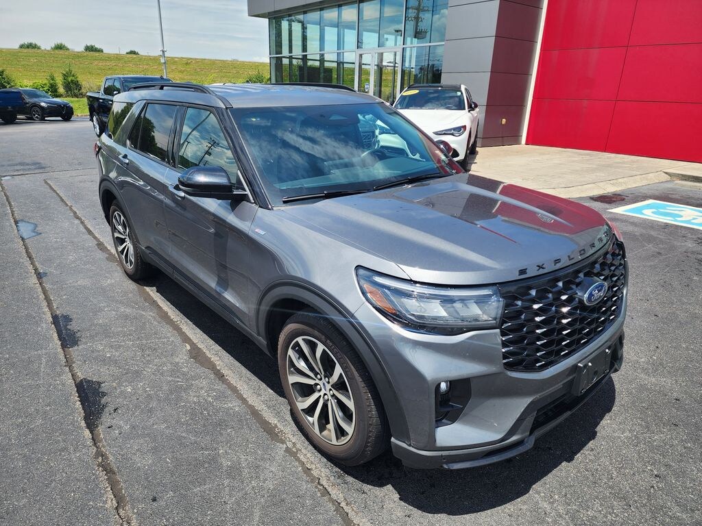 Used 2026 Ford Explorer ST-Line SUV