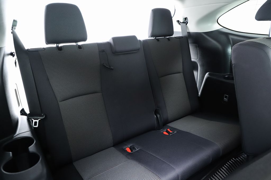 2023 Toyota Highlander L - Photo 43