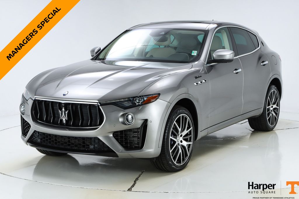 2022 Maserati Levante Modena's photo