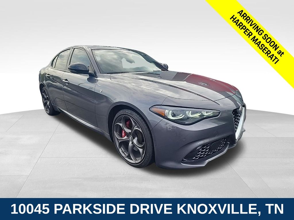 2024 Alfa Romeo Giulia Ti AWD's photo