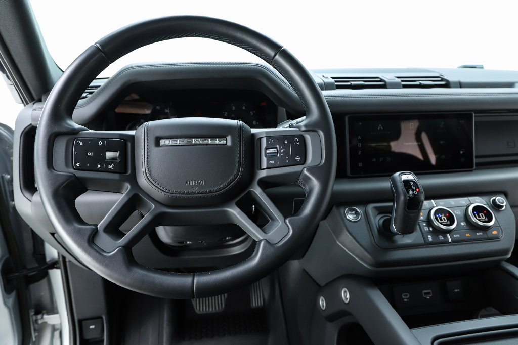 2023 Land Rover Defender X-Dynamic SE - Photo 23