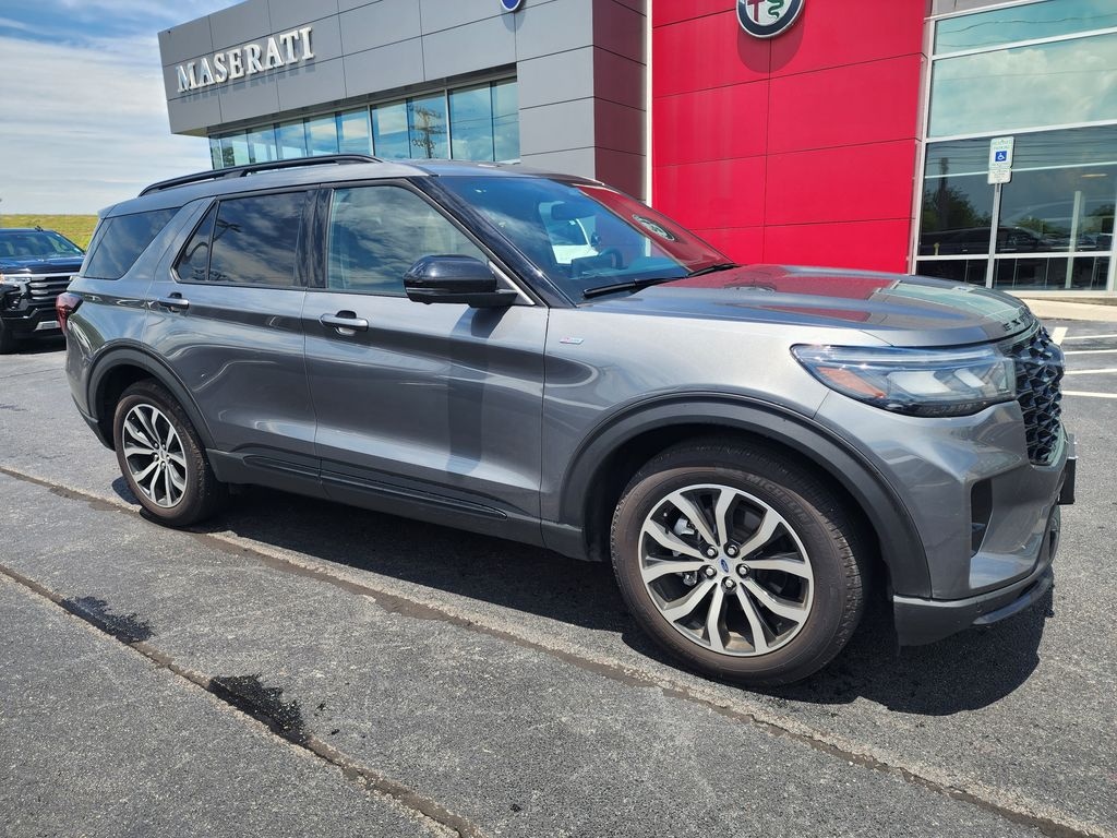 Used 2026 Ford Explorer ST-Line SUV