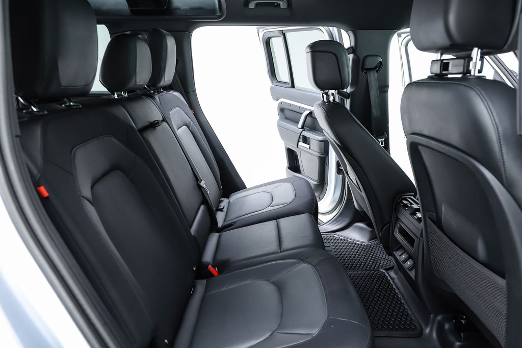 2023 Land Rover Defender X-Dynamic SE - Photo 42