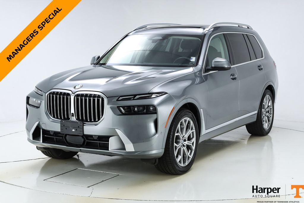 2024 BMW X7 xDrive40i's photo