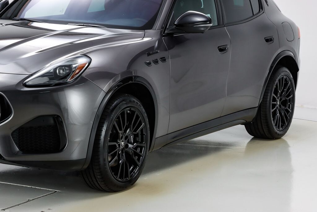 New 2025 Maserati Grecale Modena SUV