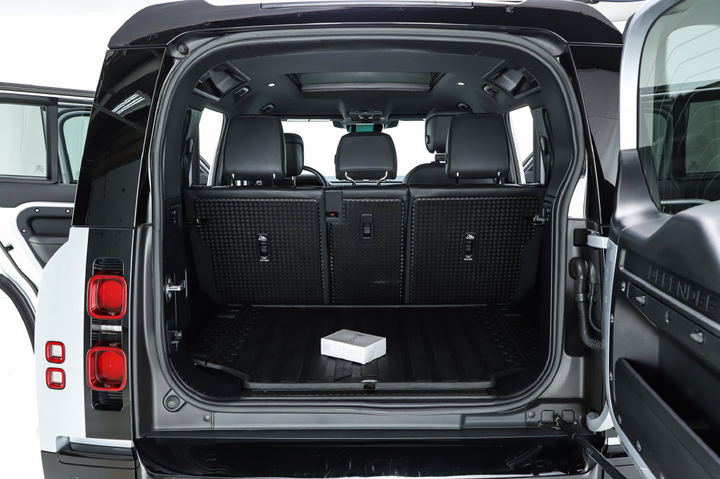 2023 Land Rover Defender X-Dynamic SE - Photo 55