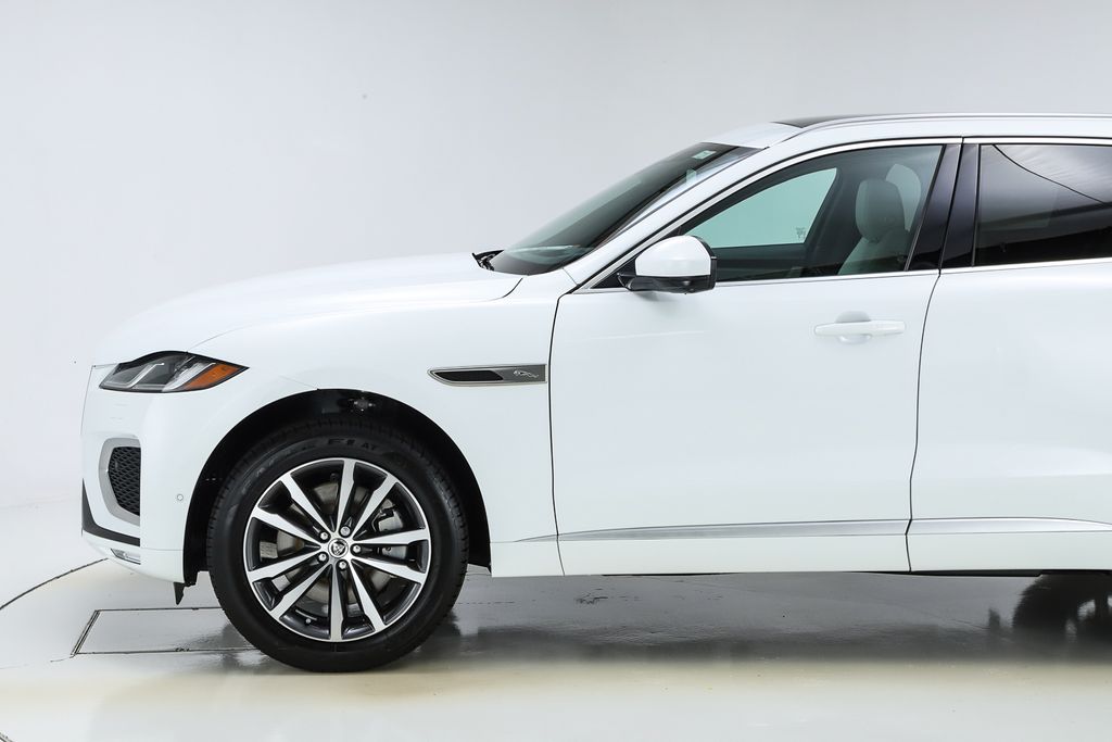 2026 Jaguar F-PACE P250 R-Dynamic S photo 3