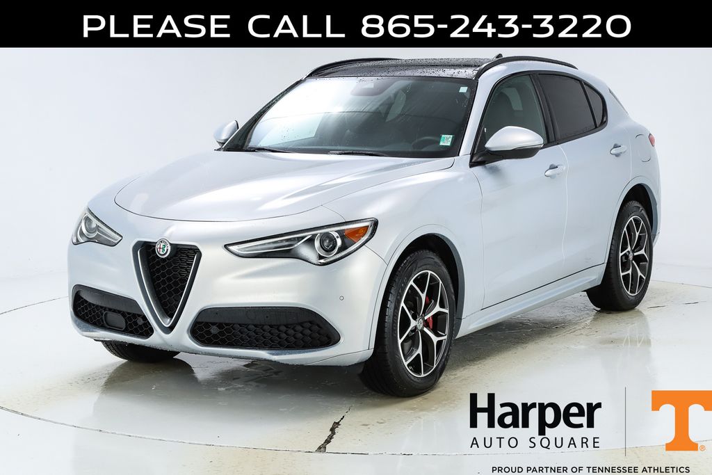 2020 Alfa Romeo Stelvio Ti Sport's photo