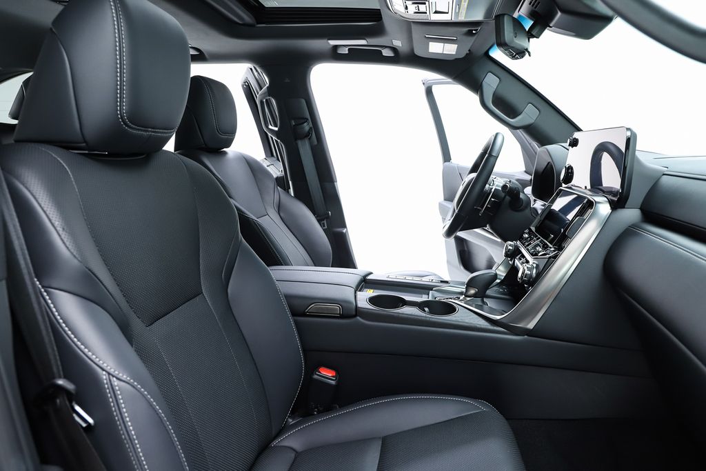 2025 Lexus LX Luxury - Photo 42