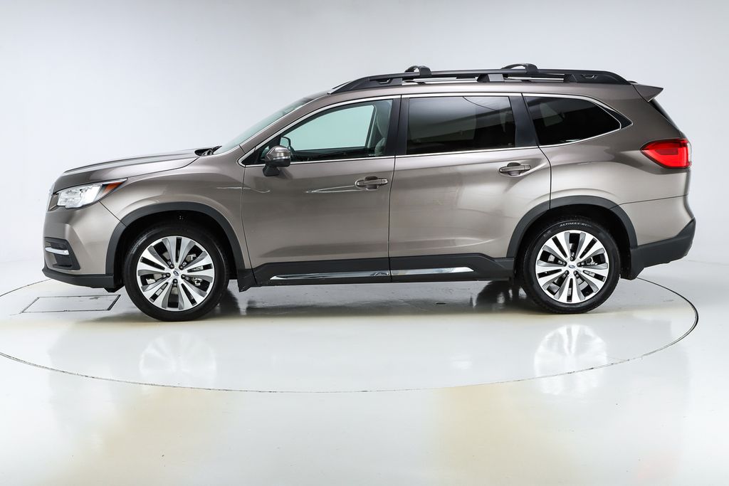 2022 Subaru Ascent Limited photo 2