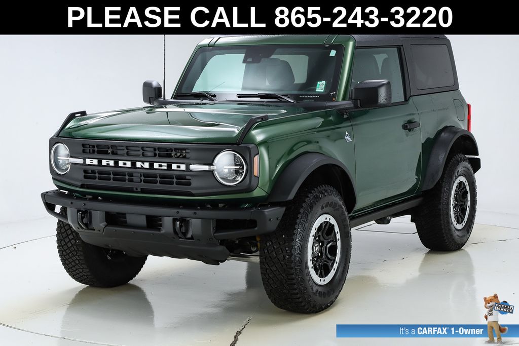 2024 Ford Bronco 2-Door Black Diamond's photo