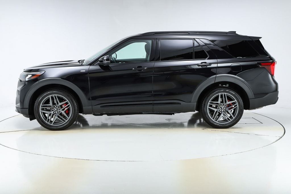 Used 2025 Ford Explorer ST-Line SUV