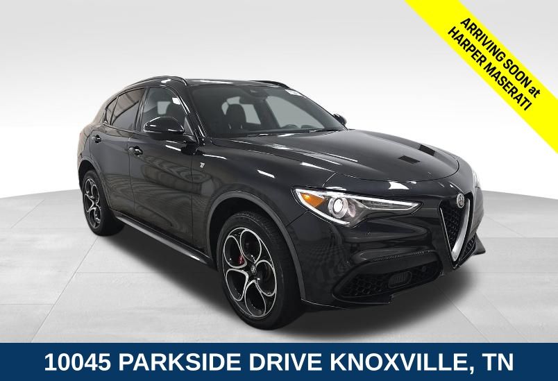 2023 Alfa Romeo Stelvio Ti AWD's photo