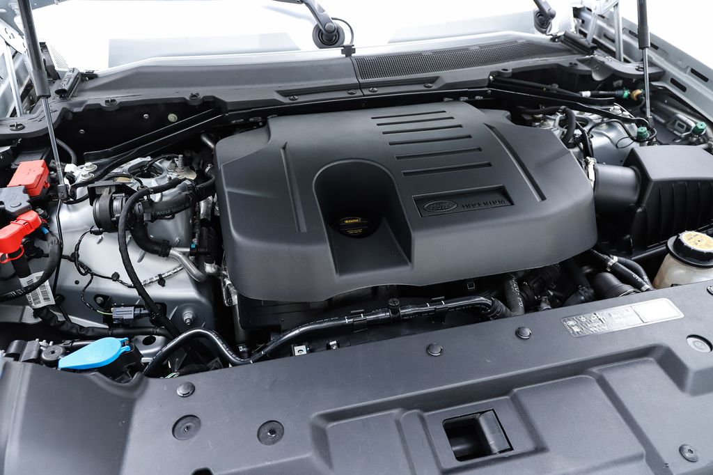 2023 Land Rover Defender X-Dynamic SE - Photo 33