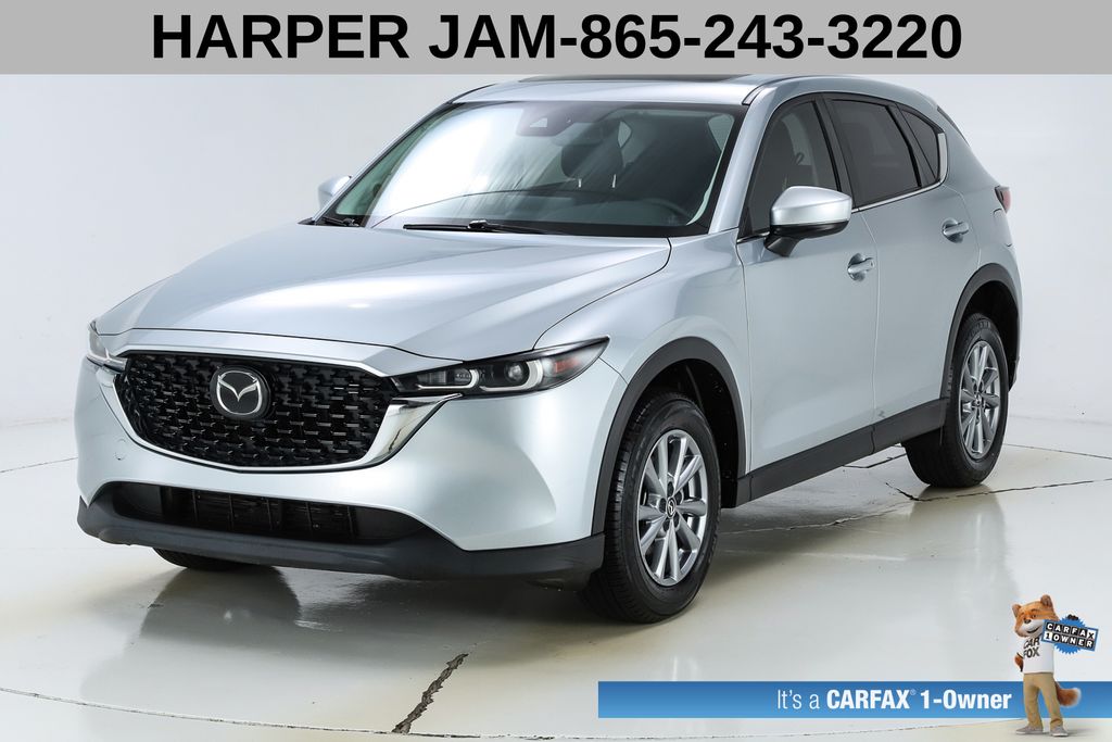 2023 Mazda CX-5 S Preferred package Auto AWD's photo