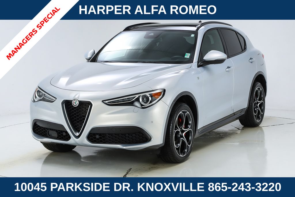 2023 Alfa Romeo Stelvio Ti AWD's photo