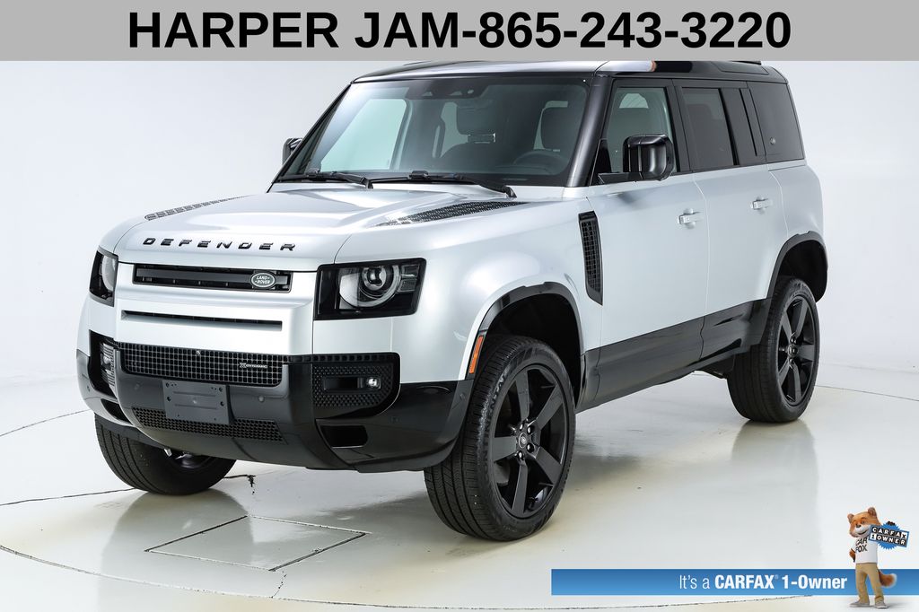 2023 Land Rover Defender X-Dynamic SE's photo