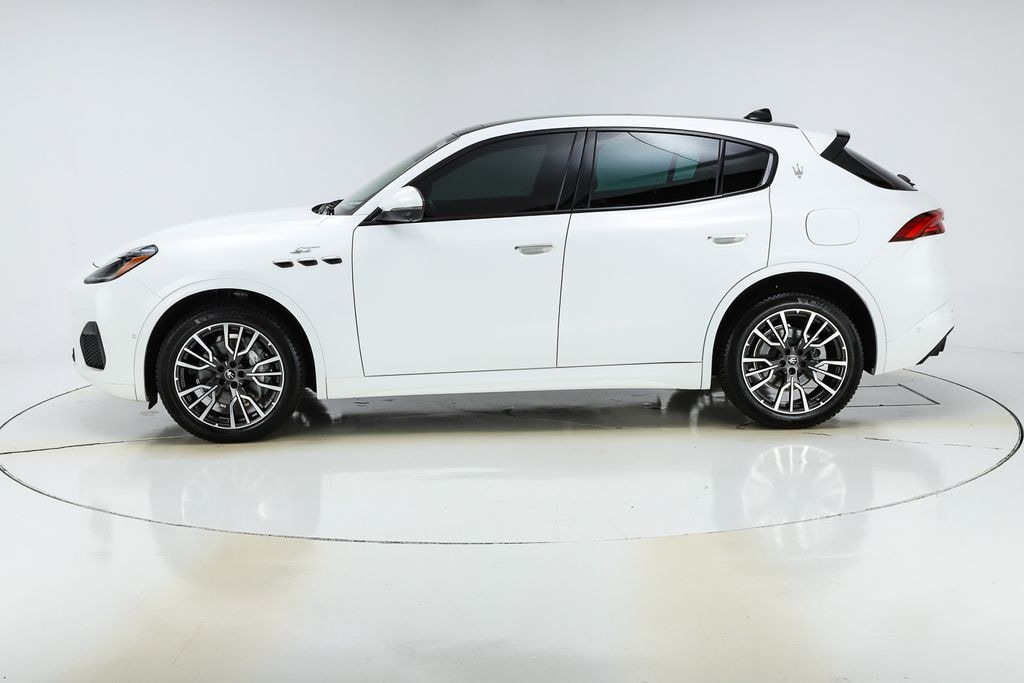New 2024 Maserati Grecale GT SUV