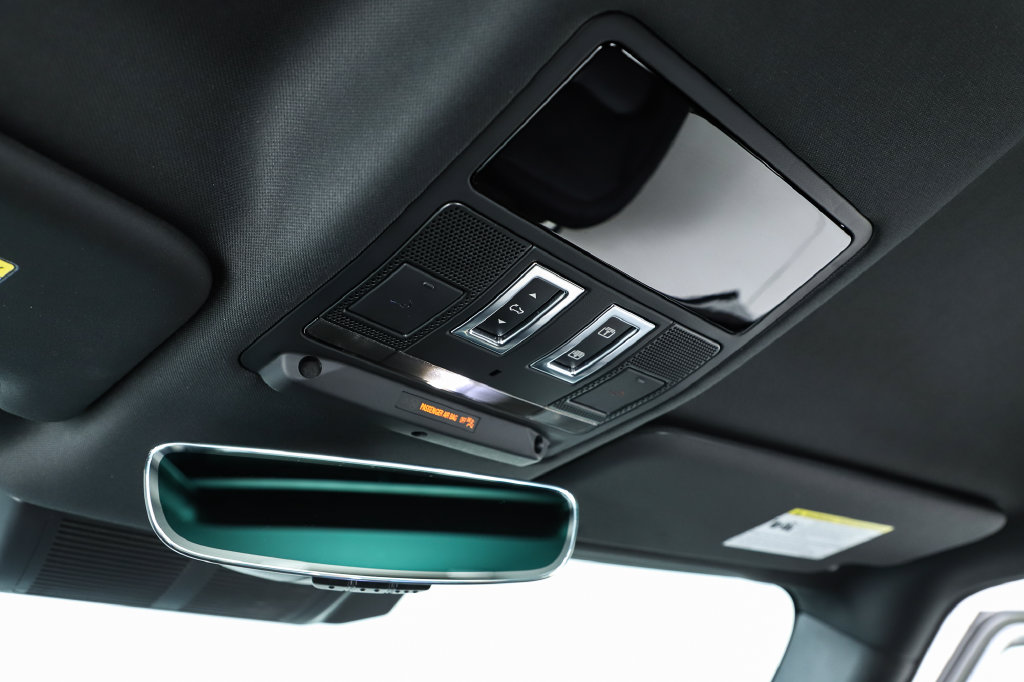 2023 Land Rover Defender X-Dynamic SE - Photo 54