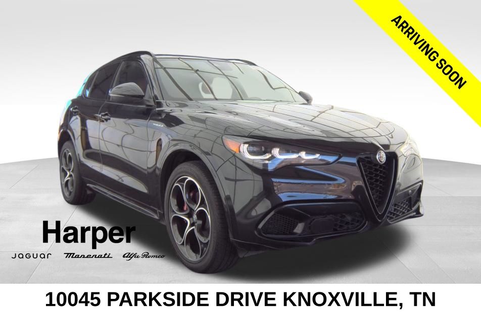 2024 Alfa Romeo Stelvio's photo