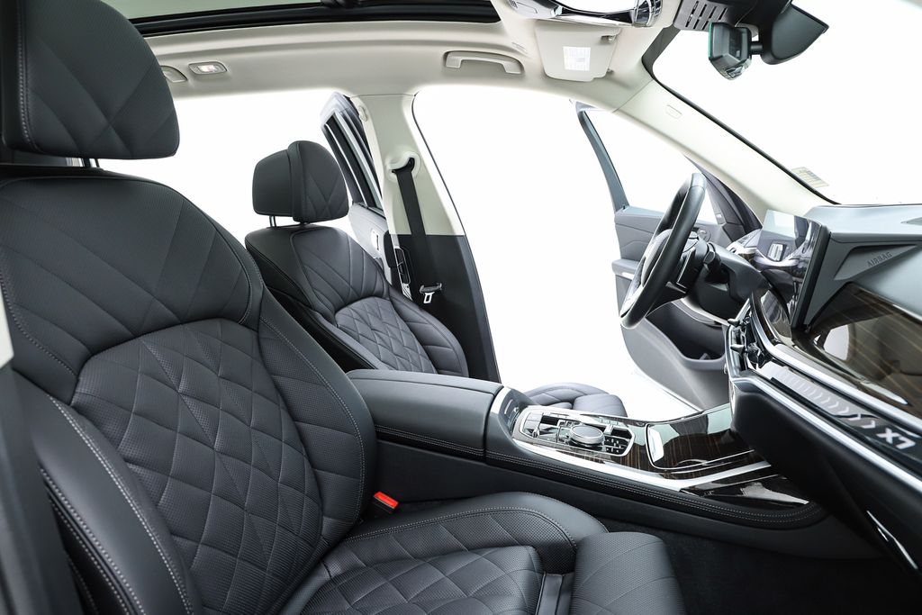 2024 BMW X7 40i - Photo 41