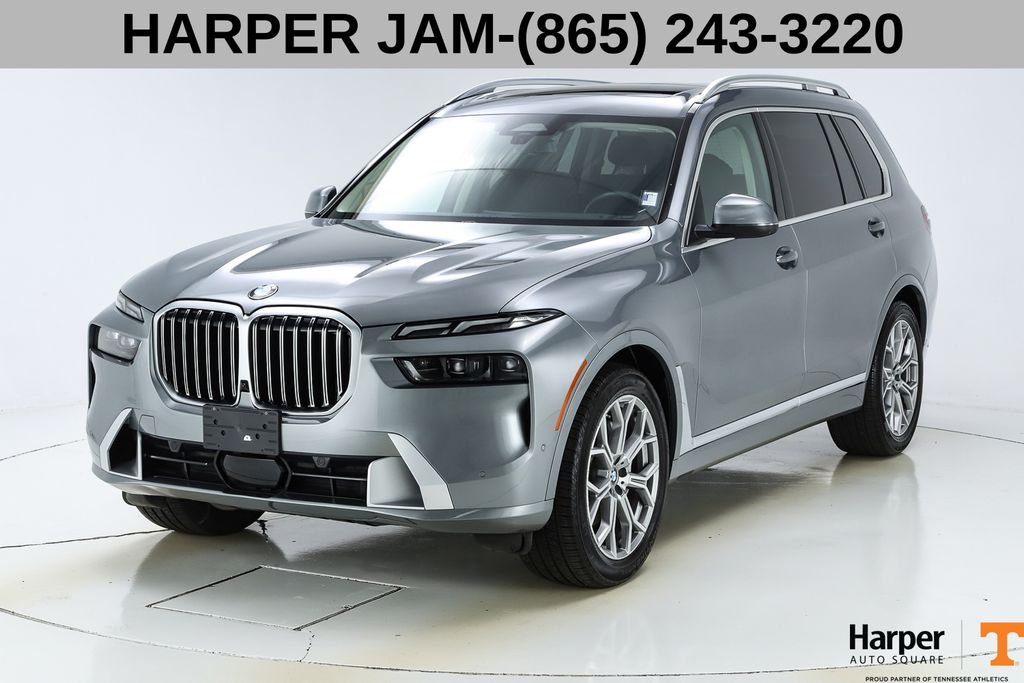 2024 BMW X7 xDrive40i's photo