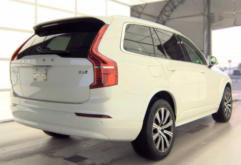 Used 2023 Volvo XC90 B6 AWD Core SUV