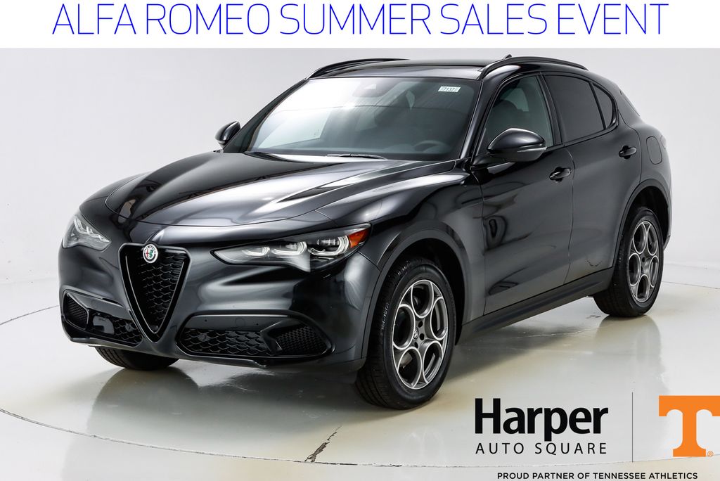 2025 Alfa Romeo Stelvio SUV 