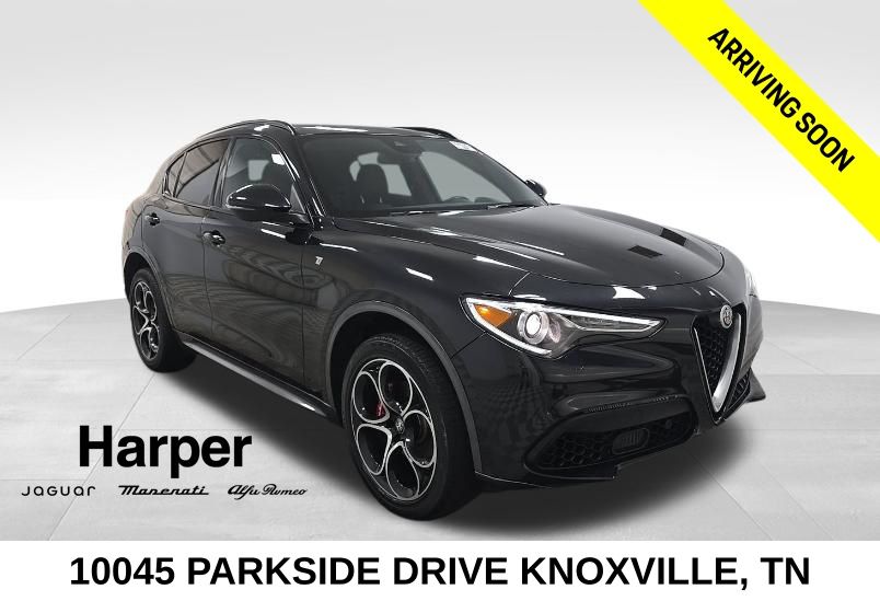 2023 Alfa Romeo Stelvio Ti AWD's photo