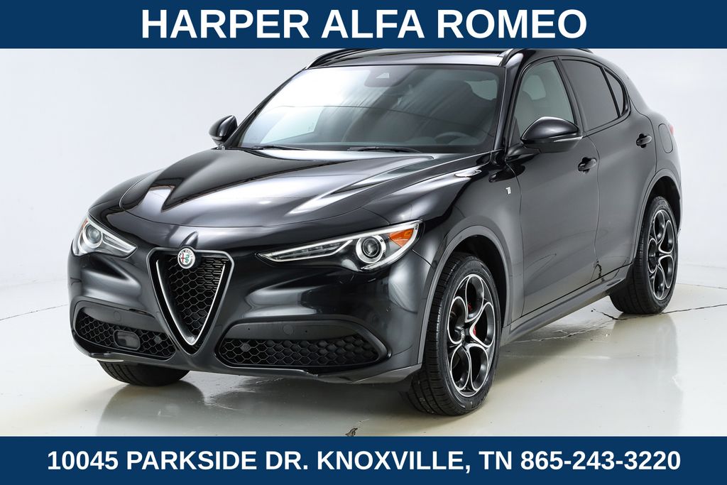 2023 Alfa Romeo Stelvio Ti AWD's photo