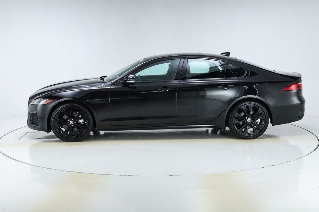 2024 Jaguar XF P300 R-Dynamic SE photo 2