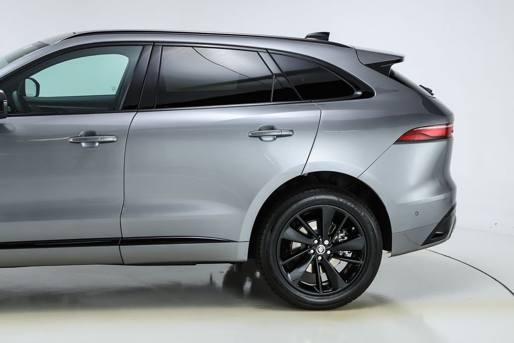 2026 Jaguar F-PACE P400 R-Dynamic S photo 4