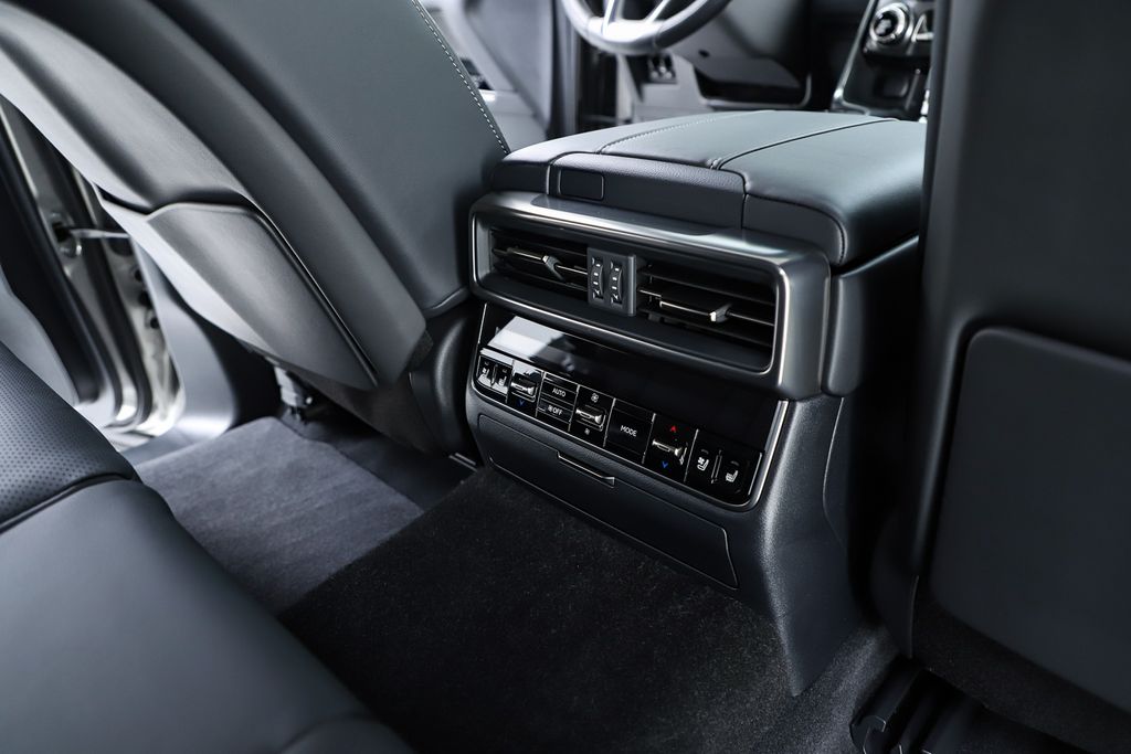 2025 Lexus LX Luxury - Photo 45