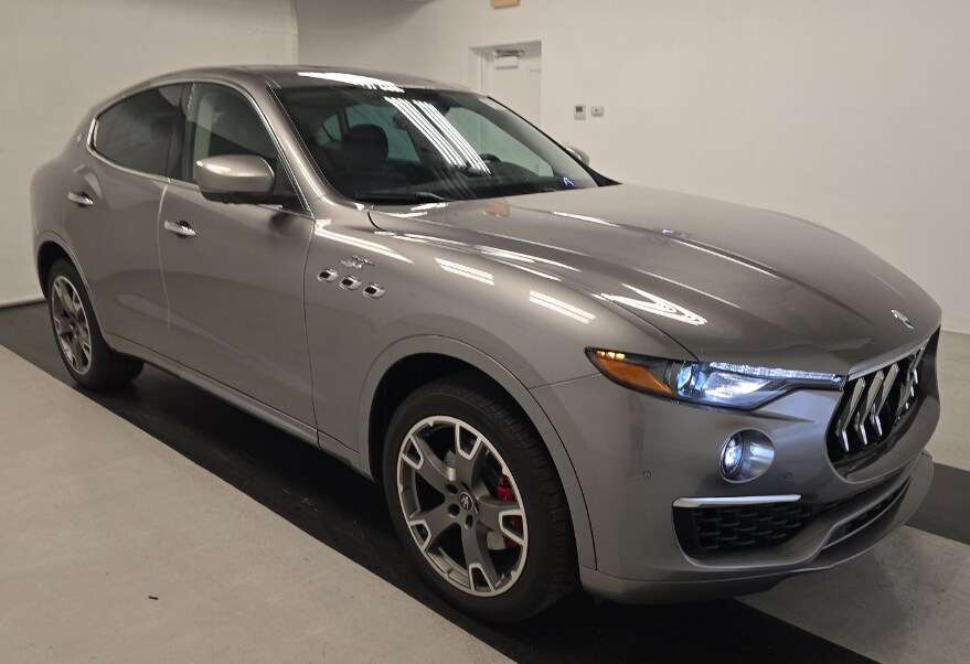 2022 Maserati Levante GT photo 3