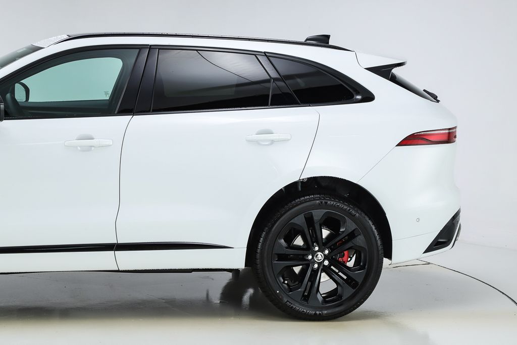 2026 Jaguar F-PACE P400 R-Dynamic S photo 4