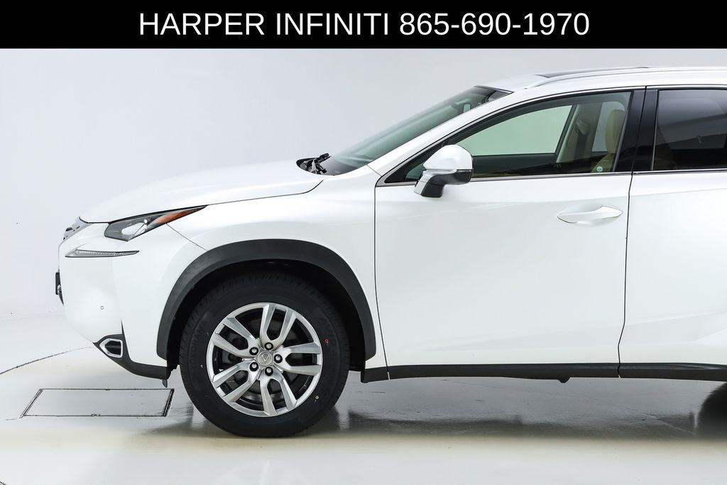 2016 Lexus NX 200t Luxury photo 3
