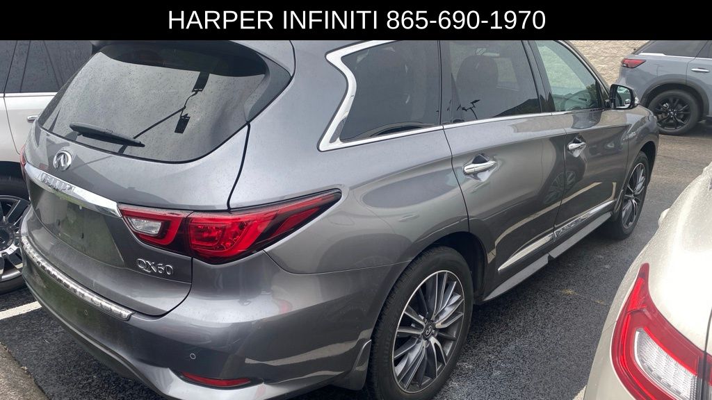2020 Infiniti QX60 Luxe photo 2