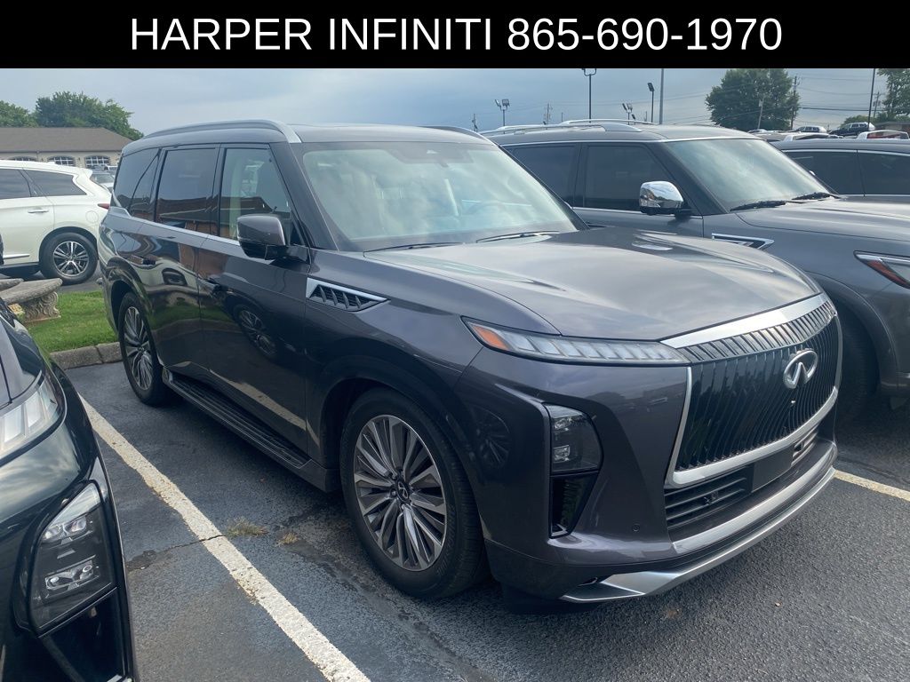 2025 Infiniti QX80 Luxe photo 4
