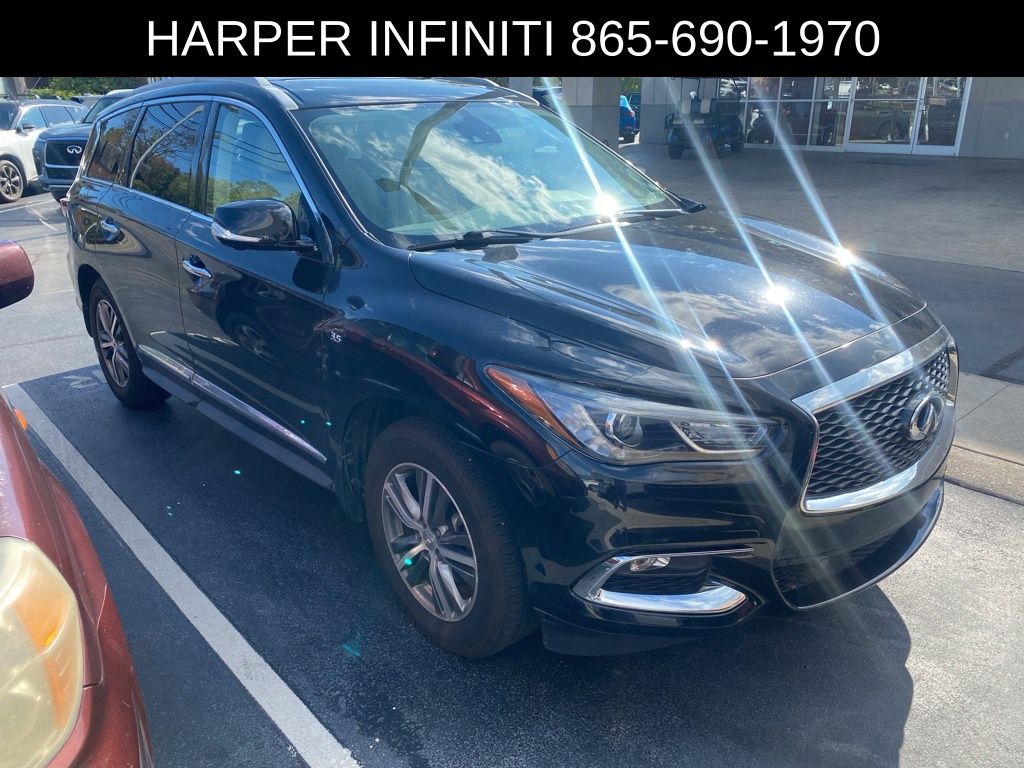 2020 Infiniti QX60 Luxe photo 4