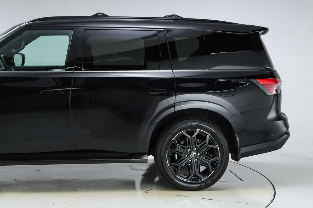 2026 Infiniti QX80 Sensory photo 3