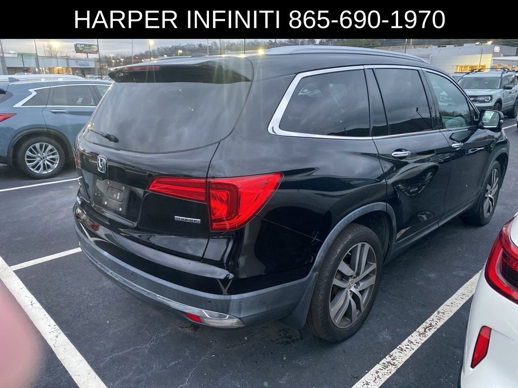 Used 2017 Honda Pilot Touring FWD SUV