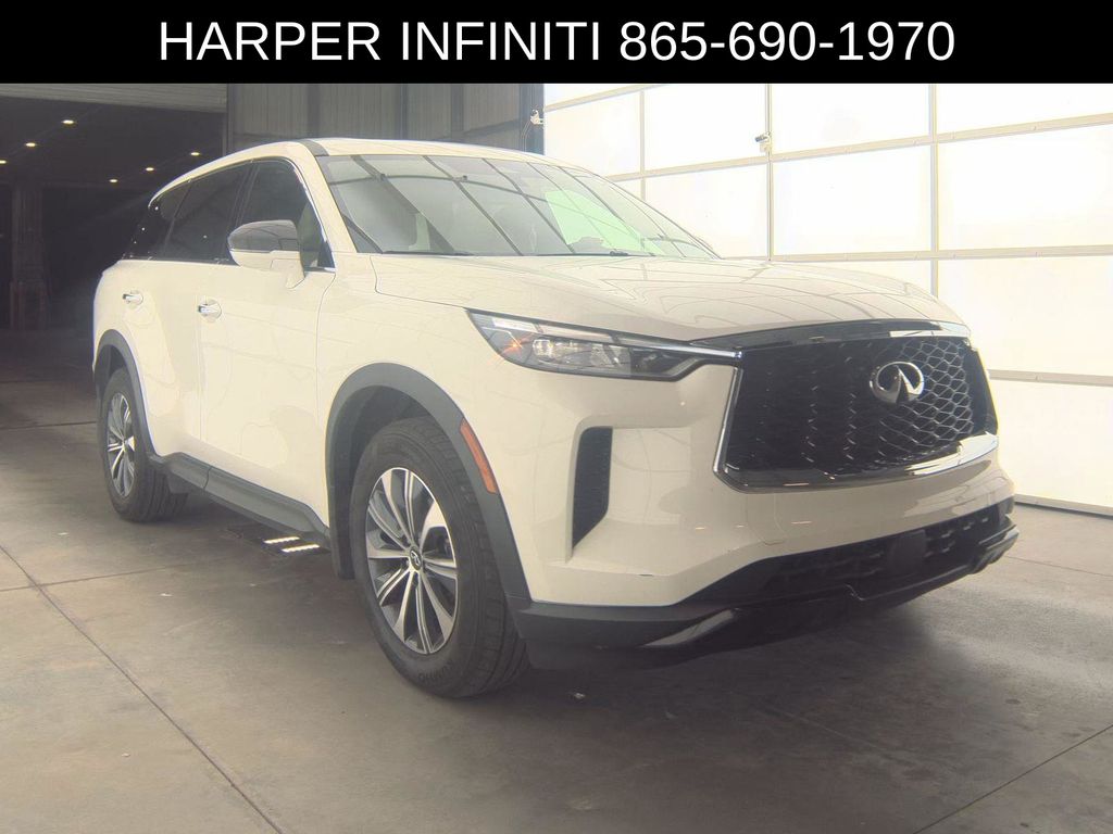 2025 Infiniti QX60 Pure photo 4