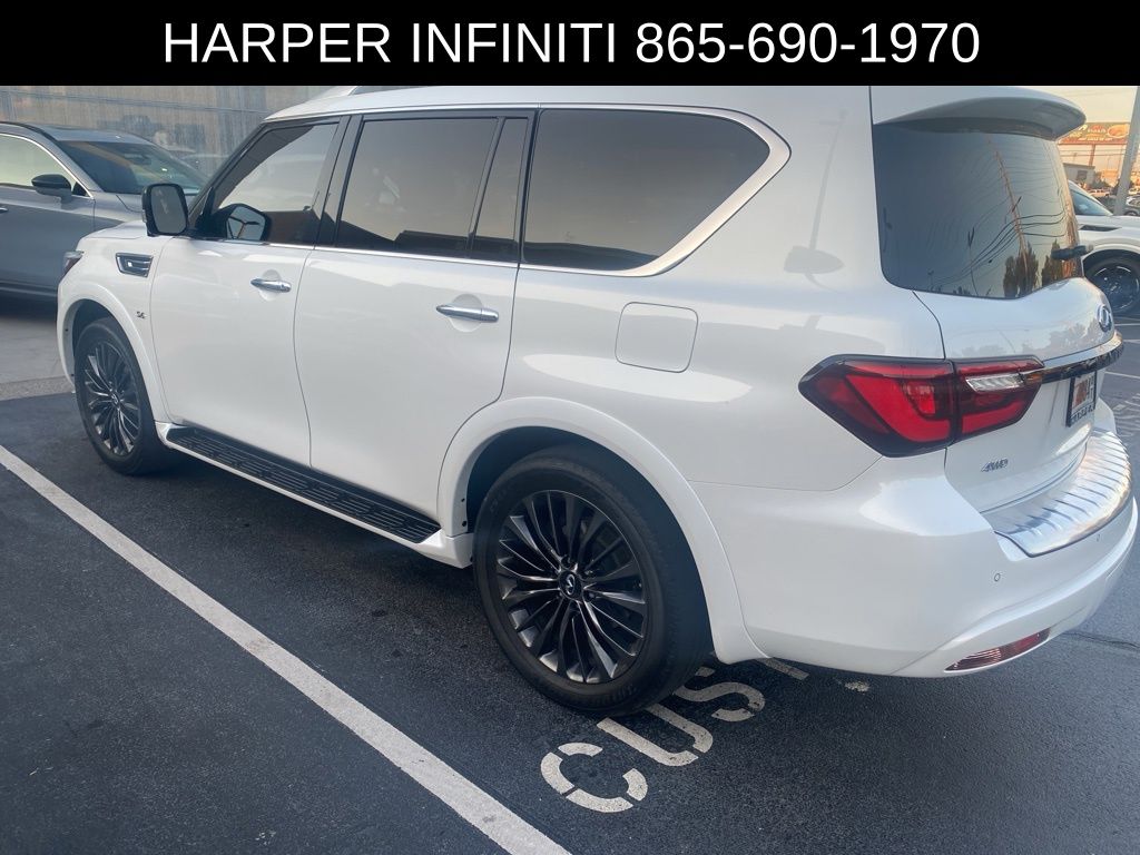 2020 Infiniti QX80 Luxe photo 2