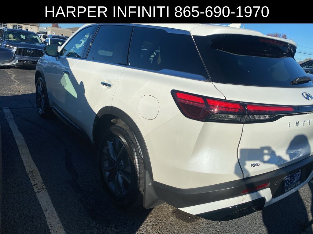 2025 Infiniti QX60 Luxe photo 2