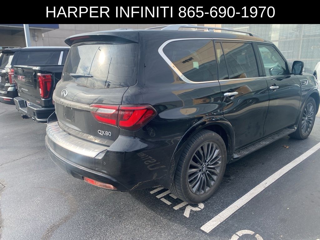 2023 Infiniti QX80 Premium Select photo 3