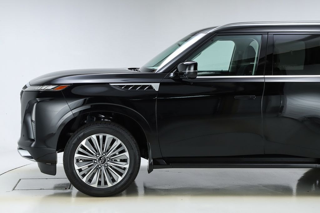 New 2026 INFINITI QX80 LUXE SUV