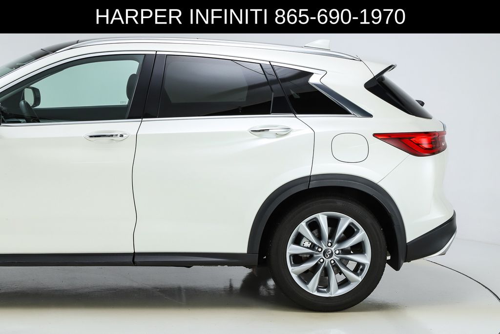 2021 Infiniti QX50 Essential photo 4