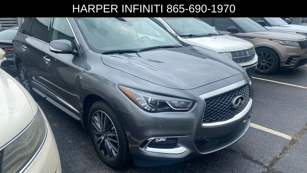 2020 Infiniti QX60 Luxe photo 3